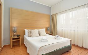 Parnon Hotel